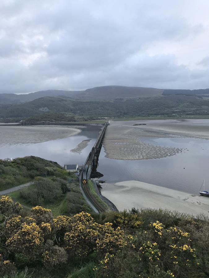 The Sandpiper Hotel Barmouth Exterior photo